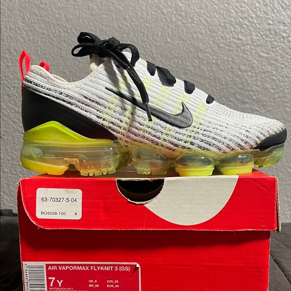 Nike Kids Air VaporMax Flyknit 3 - White Black Neon